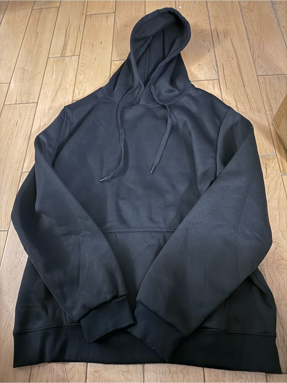 Men's Black Hoodie Sweatshirt - Classic Pullover back has lips size men’s medium